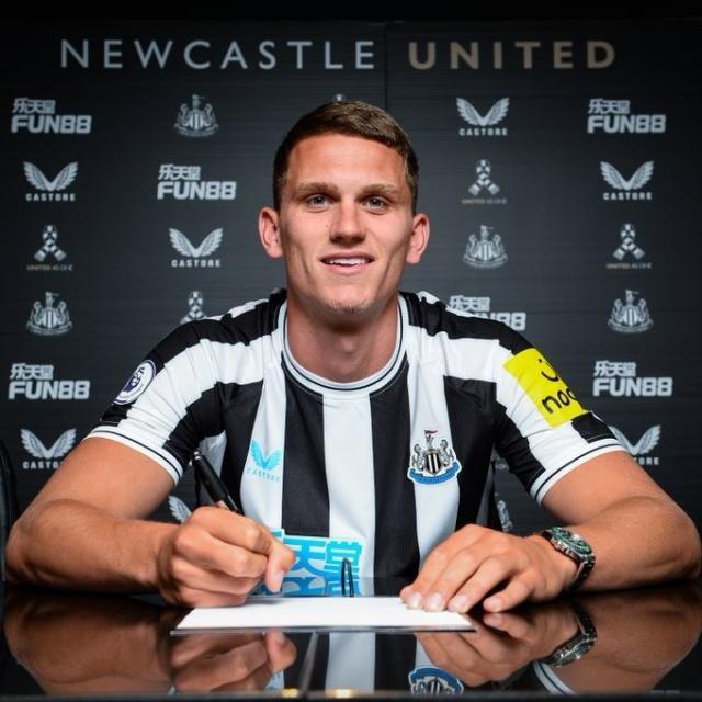 1656779780451030928.jpg 博特曼.jpg